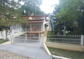Foto 1 de Casa de Condomínio com 4 Quartos à venda, 500m² em Pendotiba, Niterói