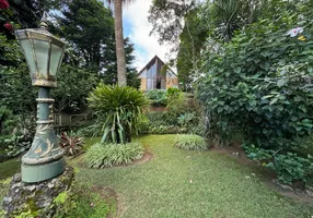 Foto 1 de Casa de Condomínio com 5 Quartos à venda, 200m² em Carlos Guinle, Teresópolis