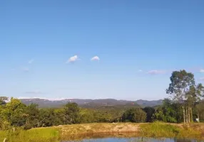 Foto 1 de Fazenda/Sítio com 2 Quartos à venda, 80m² em Cascatas, Campo Alegre