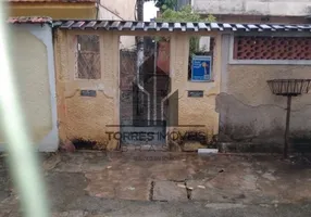 Foto 1 de Casa de Condomínio com 2 Quartos à venda, 45m² em Irajá, Rio de Janeiro