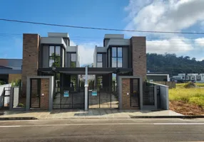 Foto 1 de Sobrado com 3 Quartos à venda, 141m² em Três Rios do Norte, Jaraguá do Sul