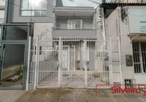 Foto 1 de Casa com 4 Quartos para venda ou aluguel, 140m² em Cidade Baixa, Porto Alegre
