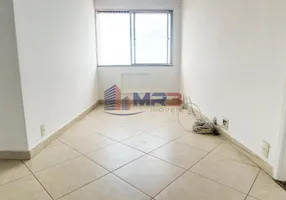 Foto 1 de Apartamento com 2 Quartos à venda, 43m² em Tanque, Rio de Janeiro