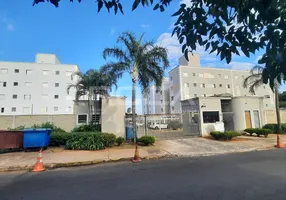 Foto 1 de Apartamento com 2 Quartos para alugar, 51m² em Vila Irene, São Carlos