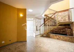 Foto 1 de Casa com 5 Quartos à venda, 281m² em Parque das Laranjeiras, Goiânia