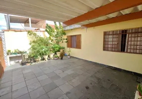Foto 1 de Casa com 2 Quartos à venda, 63m² em Vila Alpina, São Paulo