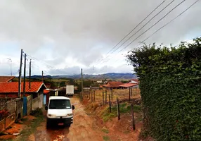 Foto 1 de Casa com 2 Quartos à venda, 108m² em Piedade, Caçapava