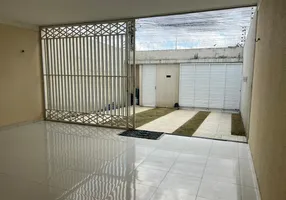 Foto 1 de Casa com 3 Quartos à venda, 171m² em Pedras, Itaitinga