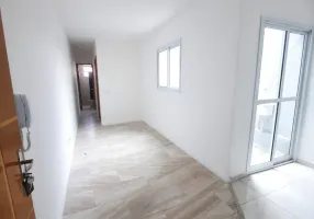 Foto 1 de Apartamento com 2 Quartos à venda, 46m² em Vila Tibirica, Santo André