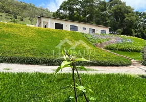 Foto 1 de Casa com 3 Quartos à venda, 226m² em Centro, Paty do Alferes
