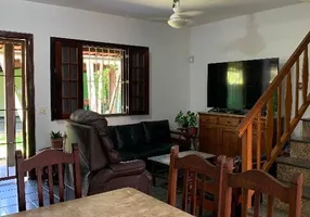 Foto 1 de Casa com 3 Quartos à venda, 96m² em Matapaca, Niterói