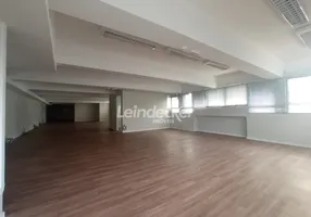 Foto 1 de Sala Comercial para alugar, 302m² em Rio Branco, Porto Alegre