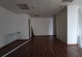 Foto 1 de Sala Comercial para alugar, 55m² em Vila Sao Francisco (Zona Sul), São Paulo