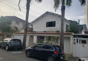 Foto 1 de Casa com 3 Quartos à venda, 420m² em Graças, Recife