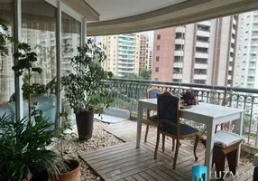 Foto 1 de Apartamento com 4 Quartos à venda, 156m² em Vila Suzana, São Paulo