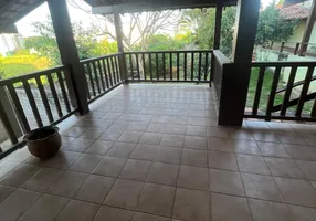 Foto 1 de Casa com 4 Quartos à venda, 280m² em Glória, Macaé