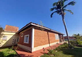 Foto 1 de Casa de Condomínio com 3 Quartos para venda ou aluguel, 546m² em Vila Dom Pedro, Atibaia