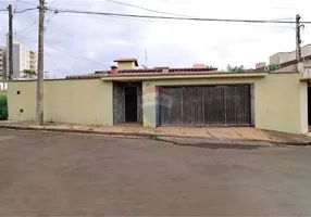 Foto 1 de Casa com 3 Quartos à venda, 225m² em Parque Santa Cecilia, Piracicaba