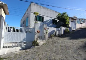 Foto 1 de Casa de Condomínio com 3 Quartos à venda, 273m² em Condominio dos Passaros, Cabo Frio