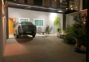 Foto 1 de Casa com 3 Quartos à venda, 180m² em Loteamento Celina Park, Goiânia