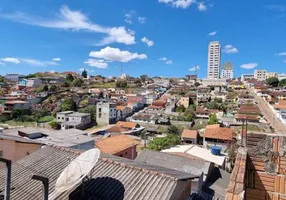 Foto 1 de Sobrado com 5 Quartos à venda, 150m² em Centro, Paraisópolis