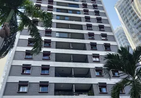 Foto 1 de Apartamento com 4 Quartos à venda, 115m² em Boa Viagem, Recife