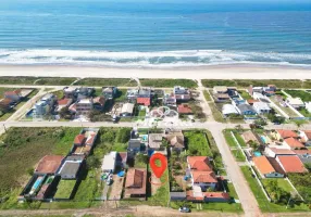 Foto 1 de Lote/Terreno à venda, 360m² em Coroados, Guaratuba