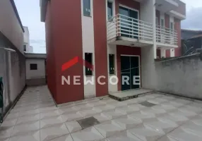 Foto 1 de Casa de Condomínio com 2 Quartos à venda, 90m² em Loteamento Extensao do Serramar, Rio das Ostras