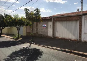 Foto 1 de Casa com 3 Quartos à venda, 252m² em Jardim Marivan, Araraquara