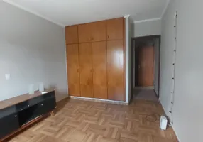 Foto 1 de Casa com 3 Quartos para alugar, 100m² em Jardim Ivana, São Paulo