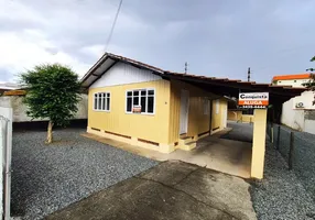 Foto 1 de Casa com 3 Quartos para alugar, 90m² em Bom Retiro, Joinville