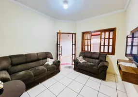 Foto 1 de Casa com 3 Quartos à venda, 110m² em Jardim América , Jaú