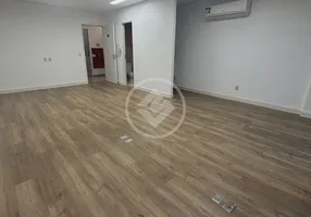 Foto 1 de Sala Comercial com 1 Quarto à venda, 43m² em Vila Olímpia, São Paulo