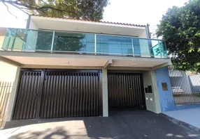 Foto 1 de Sobrado com 3 Quartos à venda, 270m² em Conjunto Joao de Barro Champagnat, Maringá