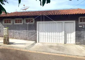 Foto 1 de Casa com 2 Quartos à venda, 120m² em Núcleo Habitacional Presidente Jânio da Silva Quadros, Marília