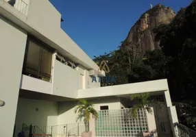 Foto 1 de Casa com 4 Quartos para venda ou aluguel, 600m² em Jardim Botânico, Rio de Janeiro