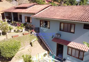 Foto 1 de Casa de Condomínio com 5 Quartos à venda, 220m² em Santa Isabel, Domingos Martins