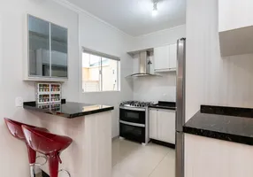 Foto 1 de Casa de Condomínio com 3 Quartos à venda, 88m² em Santa Cândida, Curitiba