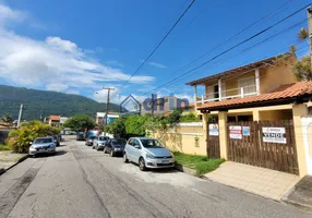 Foto 1 de Casa com 6 Quartos à venda, 260m² em Piratininga, Niterói