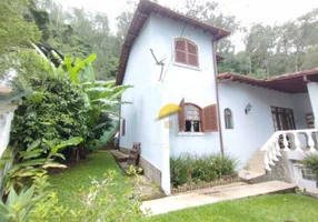 Foto 1 de Casa com 4 Quartos à venda, 215m² em Nogueira, Petrópolis