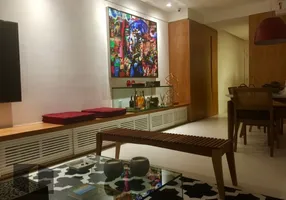 Foto 1 de Apartamento com 3 Quartos à venda, 103m² em Leblon, Rio de Janeiro