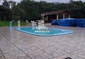 Foto 1 de Fazenda/Sítio com 3 Quartos à venda, 100m² em Encruzilhada , Biguaçu