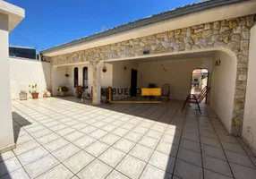 Foto 1 de Casa com 3 Quartos à venda, 204m² em Vila Mollon IV, Santa Bárbara D'Oeste