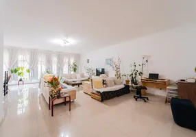 Foto 1 de Casa de Condomínio com 5 Quartos à venda, 400m² em Jardim Campo Grande, São Paulo