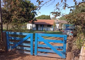 Foto 1 de Fazenda/Sítio com 3 Quartos à venda, 90m² em Centro, Terenos