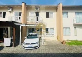 Foto 1 de Casa com 2 Quartos à venda, 74m² em Vila Nova, Joinville