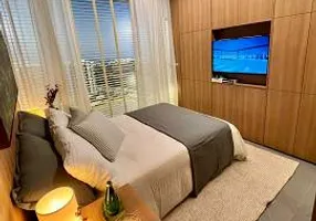Foto 1 de Apartamento com 3 Quartos à venda, 64m² em Barra da Tijuca, Rio de Janeiro