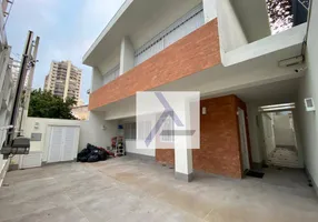 Foto 1 de Casa com 3 Quartos para venda ou aluguel, 240m² em Vila Nova Conceição, São Paulo