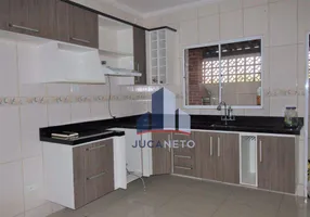 Foto 1 de Sobrado com 2 Quartos à venda, 125m² em Vila Bocaina, Mauá