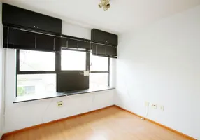 Foto 1 de Sala Comercial para alugar, 30m² em Passo D areia, Porto Alegre